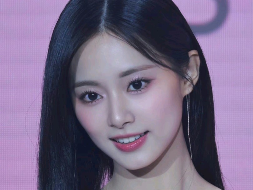 周子瑜的这张小卡,绝了