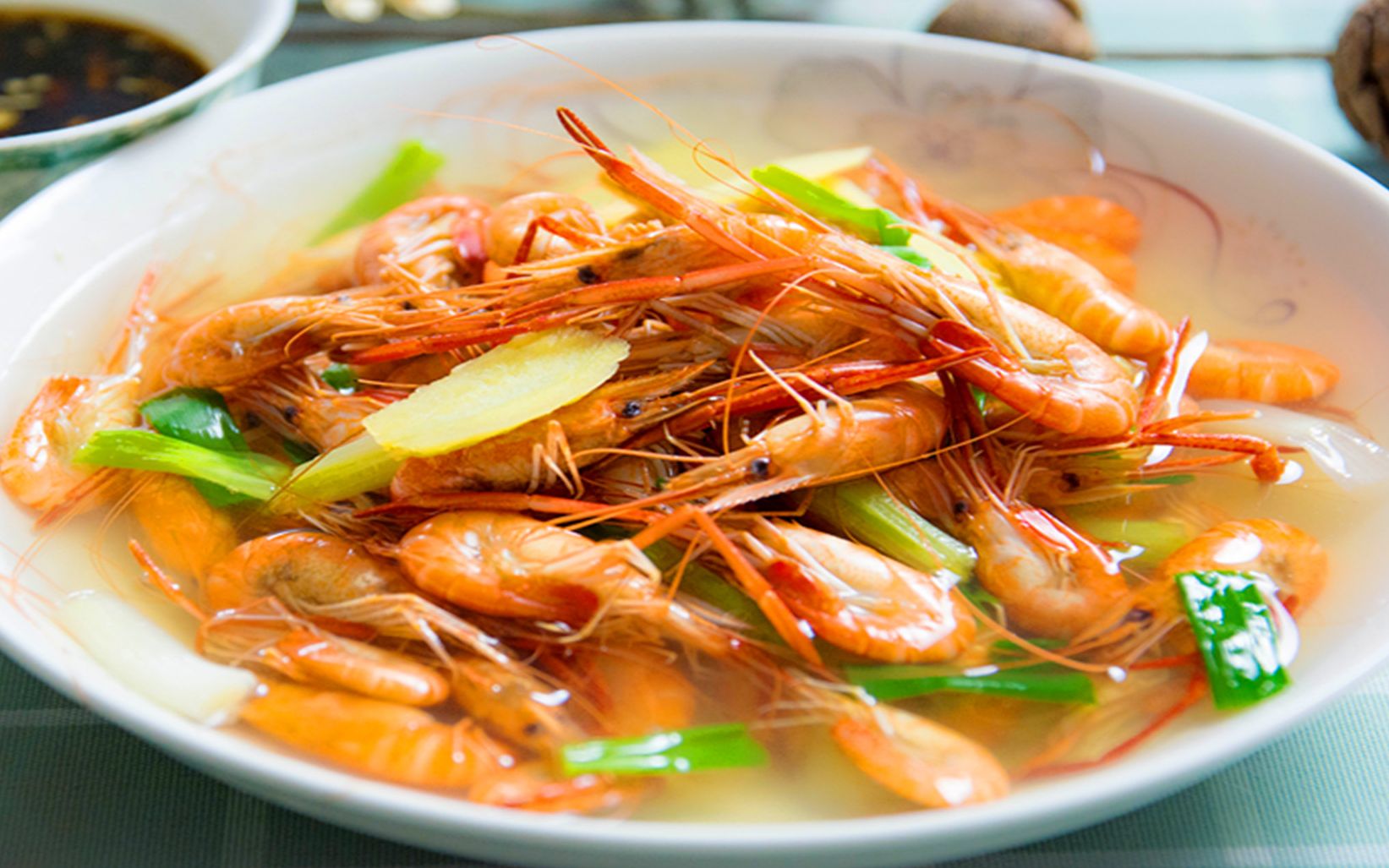 盐水河虾泰州人爱吃河虾烹饪方法太简单不用一滴油20秒钟就能搞定