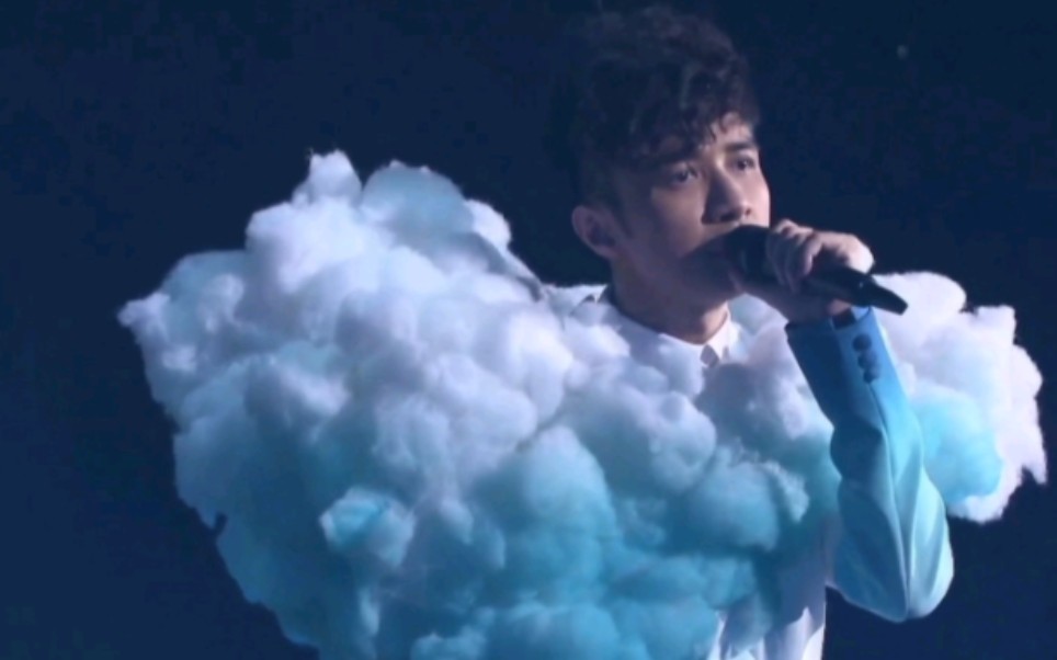 古巨基 《爱得太迟》神级现场(2018WE演唱会Live) 世界有太多东西发生,不要等到天上俯瞰。_哔哩哔哩_bilibili