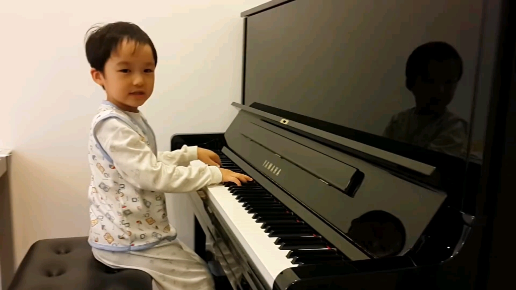 [图]【钢琴】Jonah Ho (5岁时)《肖邦幻想即兴曲》Fantasie Impromptu in C-sharp Minor Op.66 of Chopin