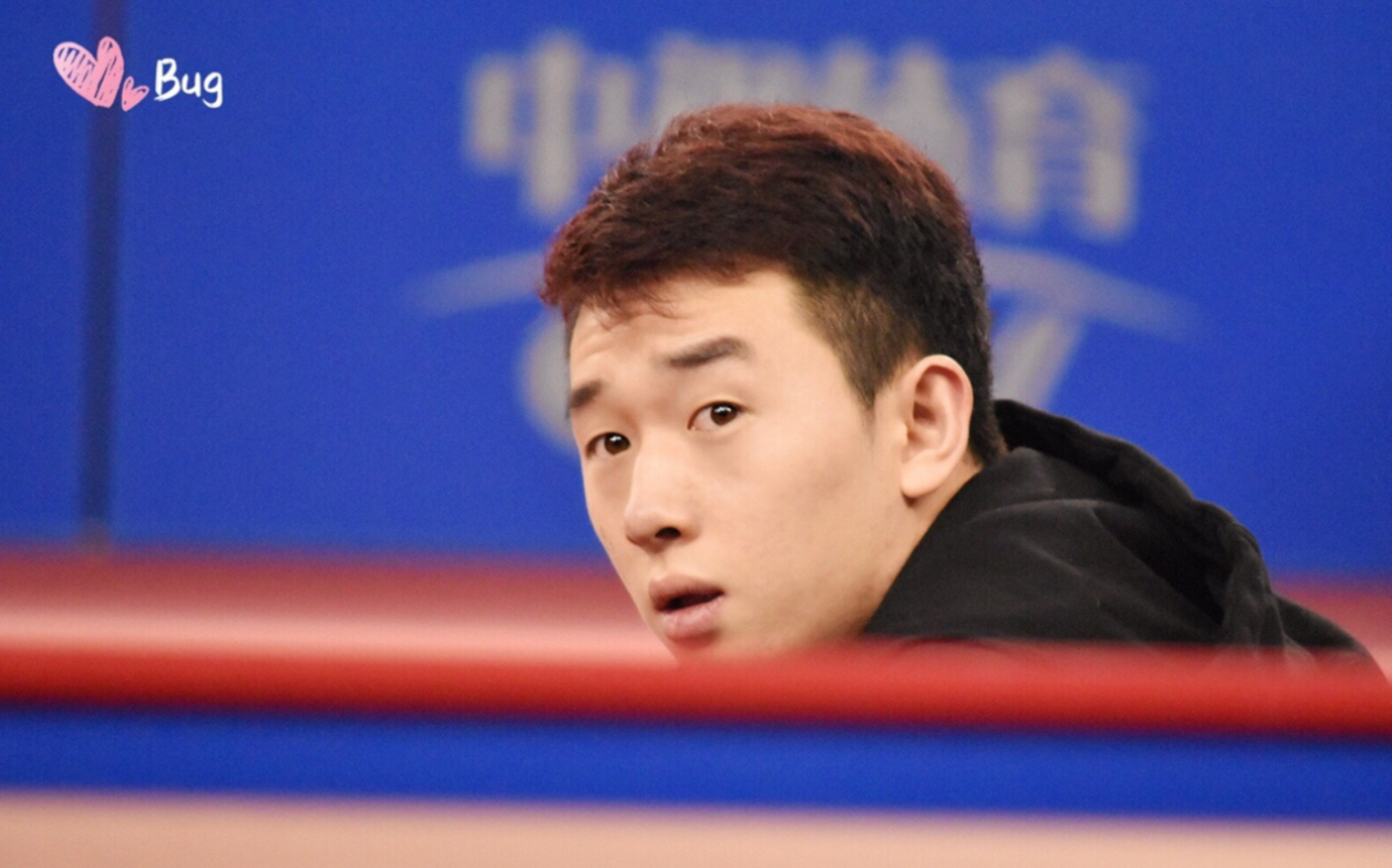 张煜东映客直播方博老司机开车了