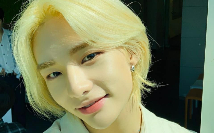 straykids黄铉辰ins更新女友粉赶紧收藏