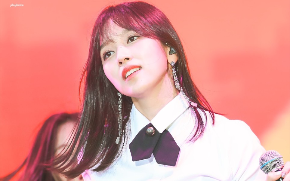 【名井南】初恋女友百褶裙绝美直拍 180623 cheer up mina饭拍