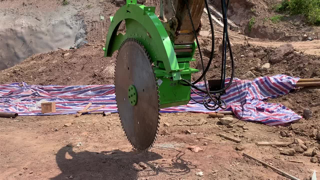 挖机岩石锯 钢筋混凝土切割锯 路面开槽机 露天开采设备