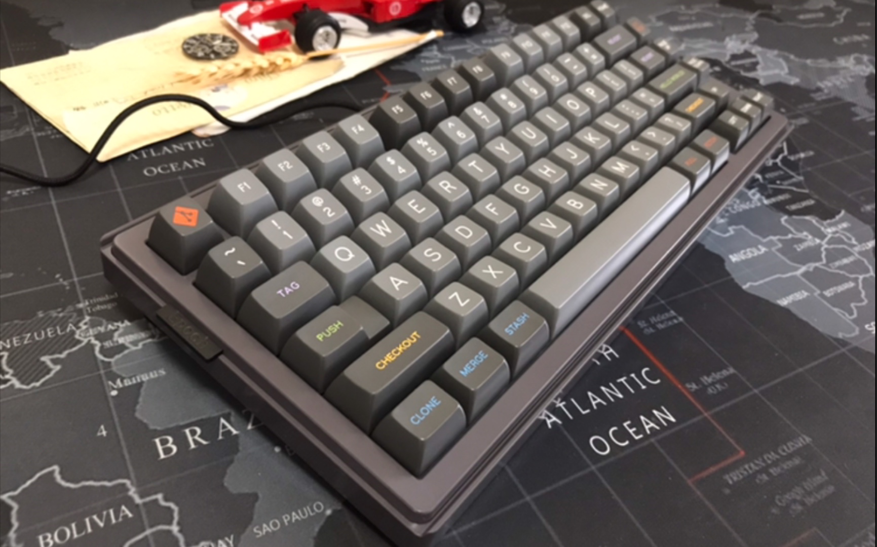 敲着木鱼打麻将?jelly75搭配钴蓝轴打字音