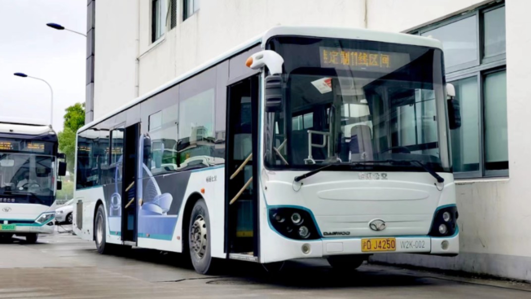 【临2】(临港公交)上海临港定制11线区间公交车万象大宇sxc6120g5运行