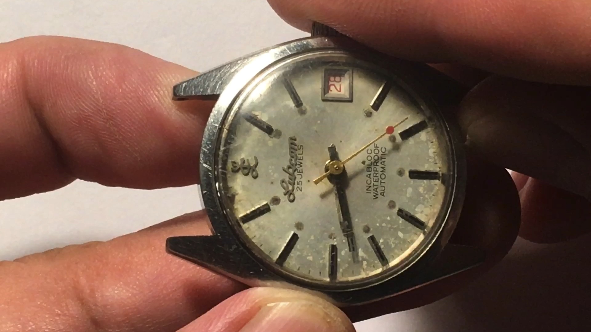 绿琴女表,它装着瑞士2873机芯,卖200