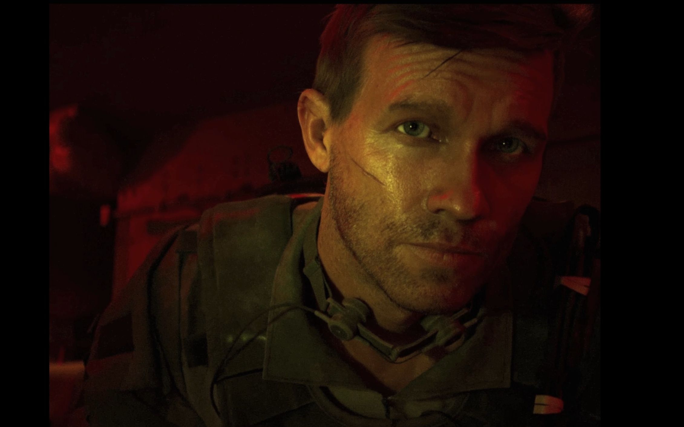 【格瑞夫斯】给"填坟"的喉麦上牵根锁链.(bushi)