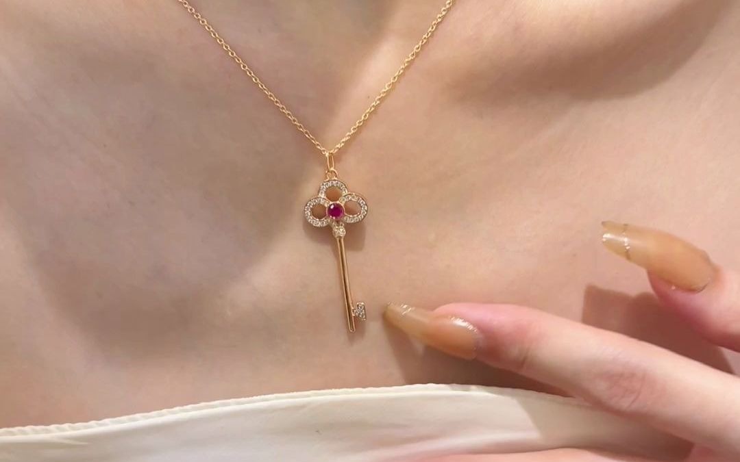 分享一款高仿saint laurent圣罗兰ysl首饰手链大概多少钱