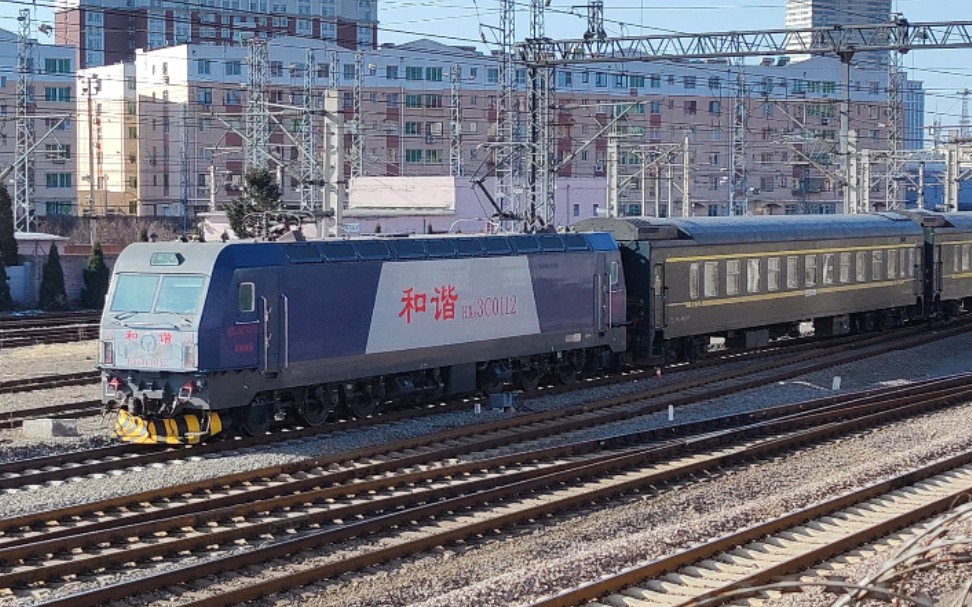 【铁路】hxd3c0112牵引临时改为锦州始发的k7591次通过锦州机务段前