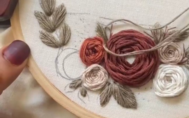 刺绣,蛛网绣玫瑰花