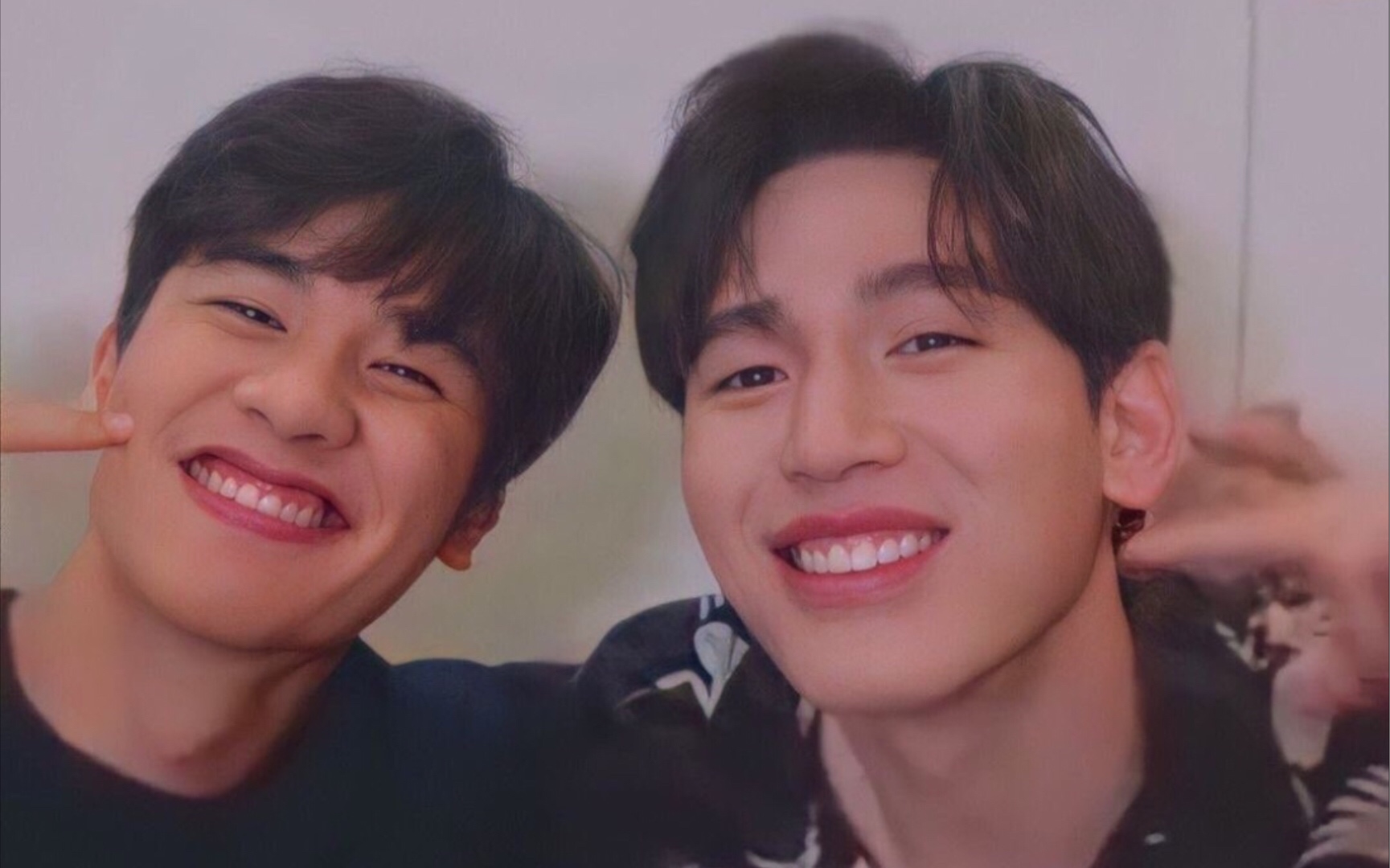 他泰之年度最佳cp taynew众多名场面混剪 用无法定义的方式打开郑妞妞