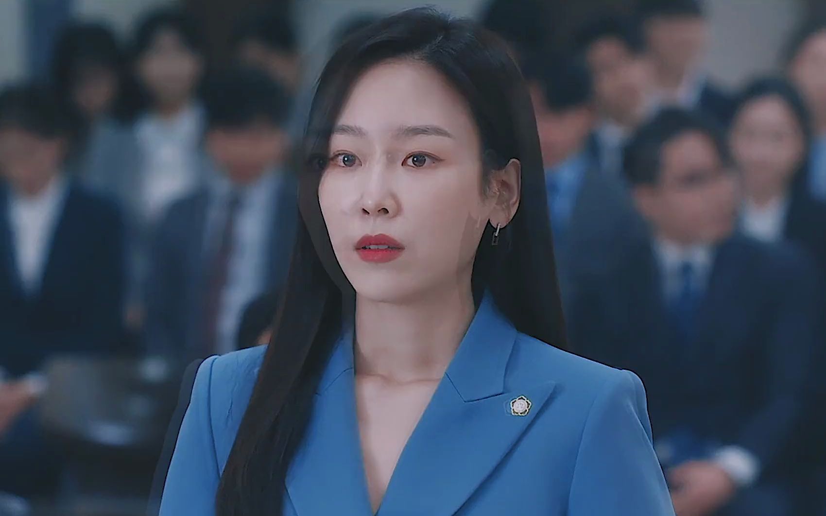 徐玄振新剧来袭!从高中学历的无名小辈逆袭成为顶尖女律师!