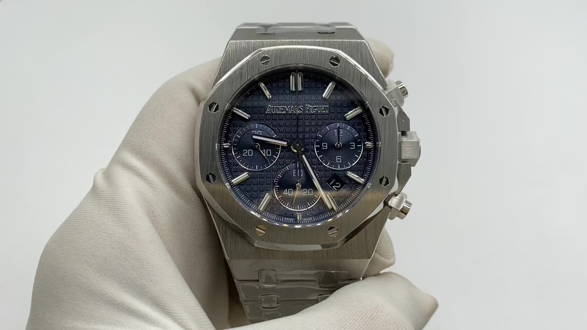 bf爱彼皇家橡树系列26240st蓝盘计时钢带腕表评测