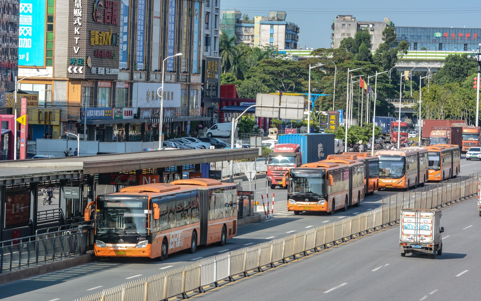 【雲乘車】廣州快速公交(gbrt)煤氣18米鉸接車行車視頻合集