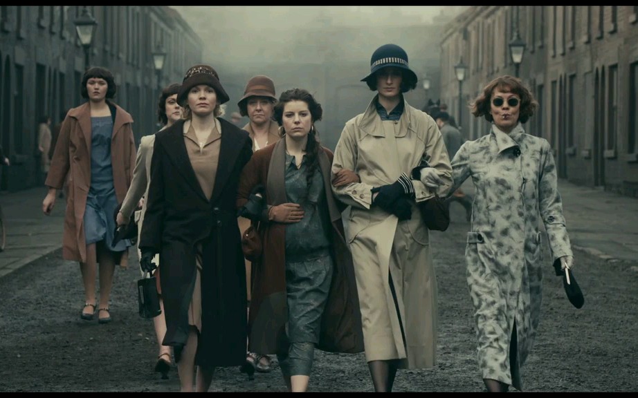 [图]Peaky Blinders 让你看看什么是大佬的女人