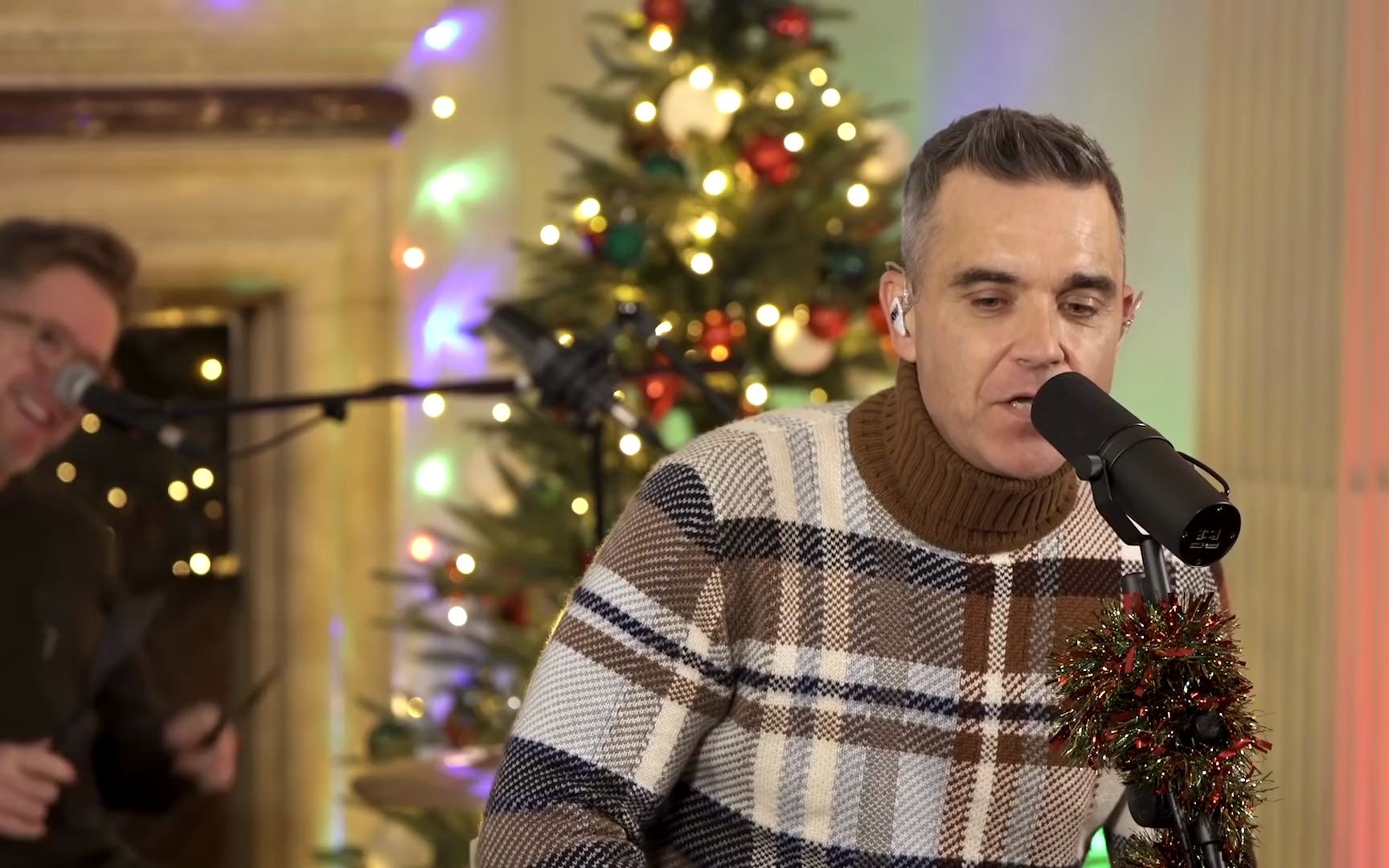 [图]Robbie Williams - Snowflakes