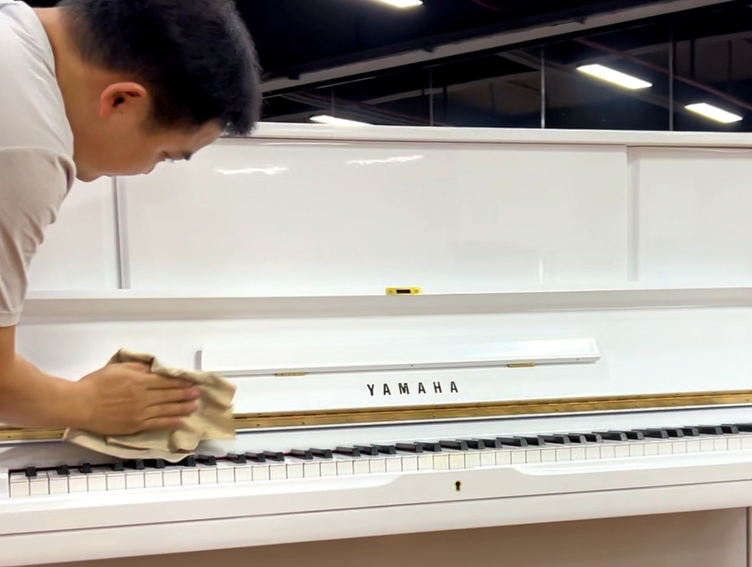 白色钢琴,白色雅马哈钢琴,白色卡瓦依钢琴,进口白色钢琴,深圳佳美钢琴
