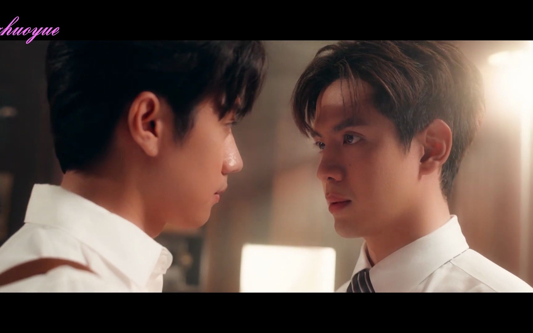 [图]【JamFilm】中字MV สงสัยโลกอยากให้เรารักกัน - แจม รชตะ x ฟิล์ม ธนภัทร