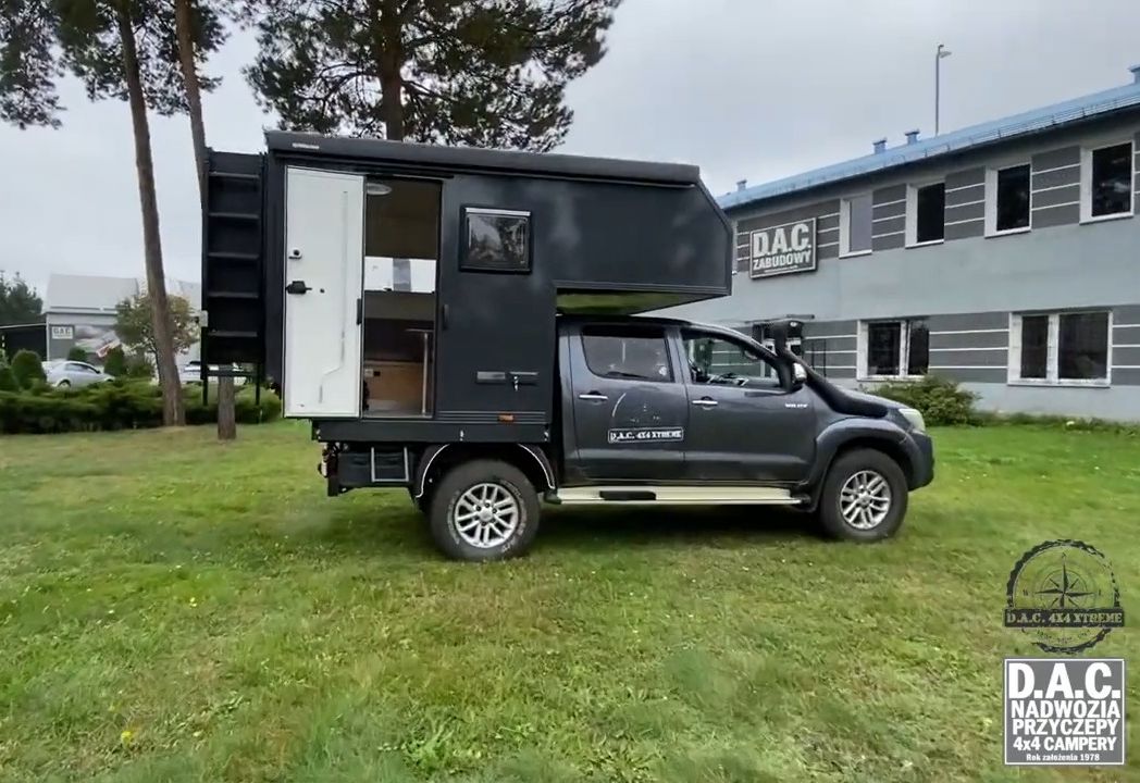 海拉克斯4x4皮卡房车