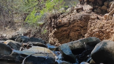 [图]山间小涧