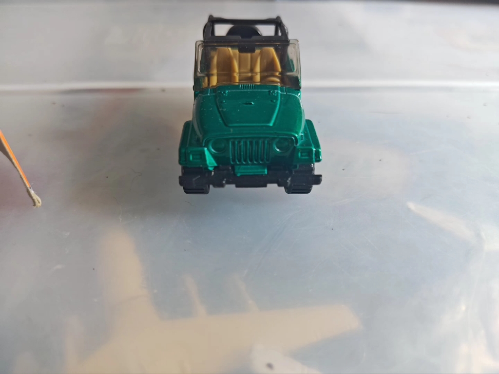 我的模型收藏matchbox(品牌:中文名:火柴盒)英文车名:1998 JEEP WRANGLER中文车名:1998年吉普牧马人车包装:盒装哔哩哔哩bilibili