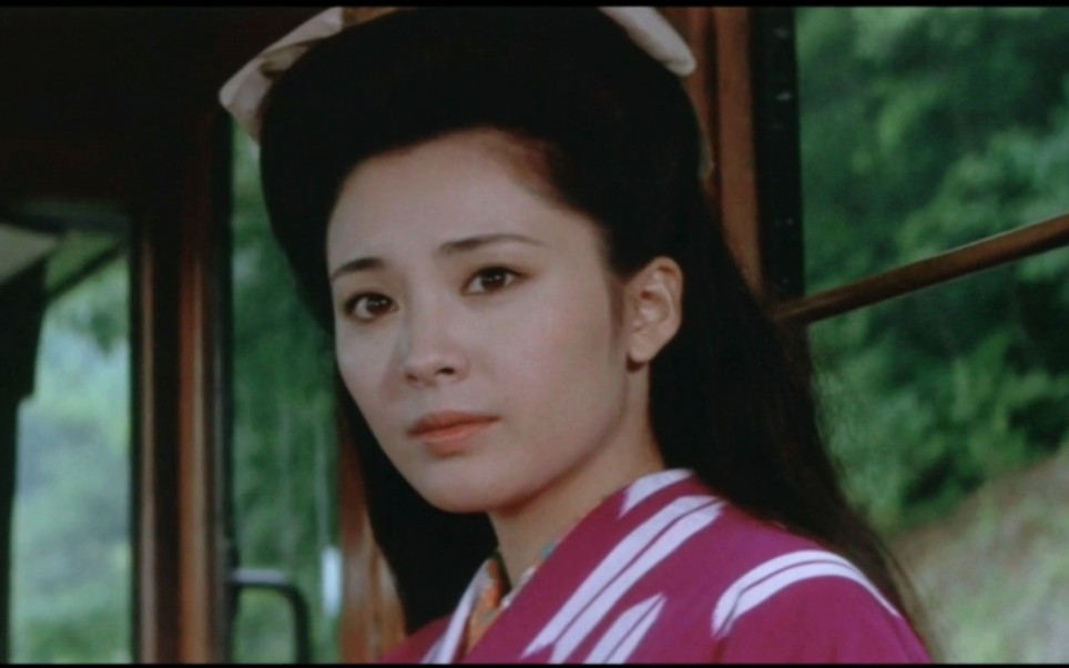 【松坂庆子】《坊っちゃん》(少爷)(1977)片段01哔哩哔哩bilibili