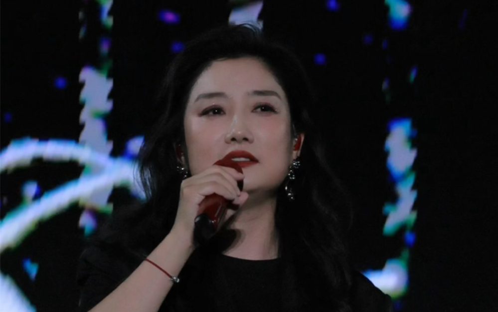 【凤凰传奇丨杨魏玲花】佛山草莓音乐节全程直拍 美丽的姑娘你拌着面