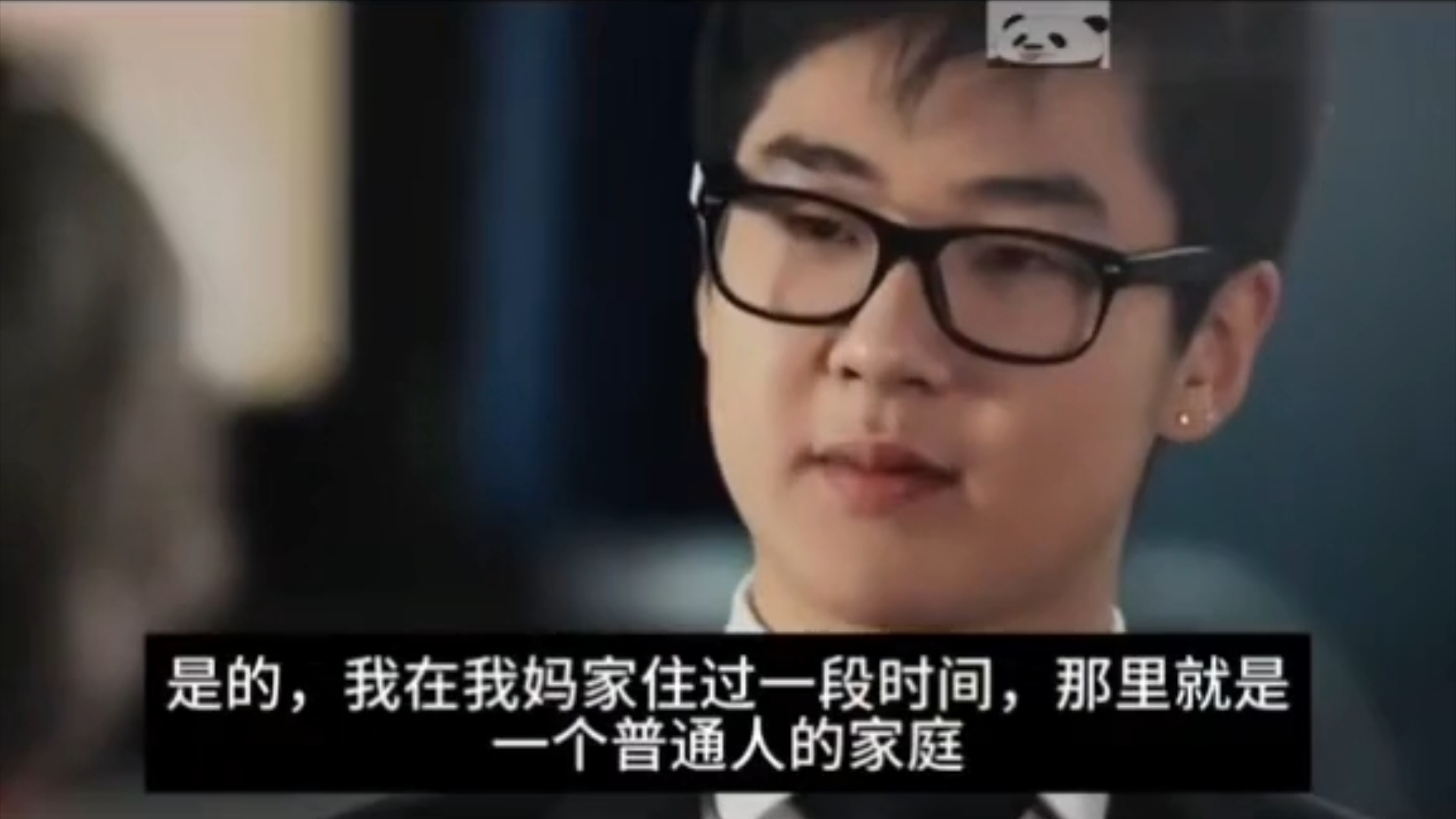 金韩松采访全片:外媒提问刁钻刻薄,韩松应对如流,不愧是太阳后代!