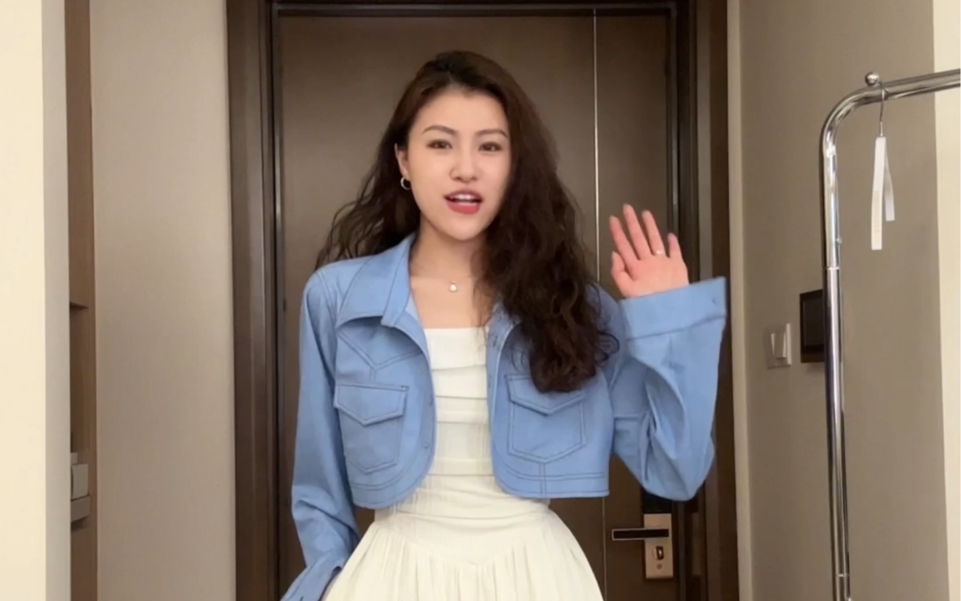 张阿星|简单搭配就能出门的连衣裙