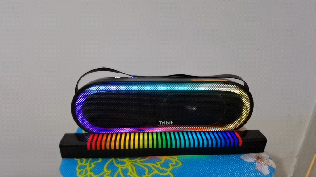 歌曲:下山 音质测试 tribit趣倍 彩灯 蓝牙音箱