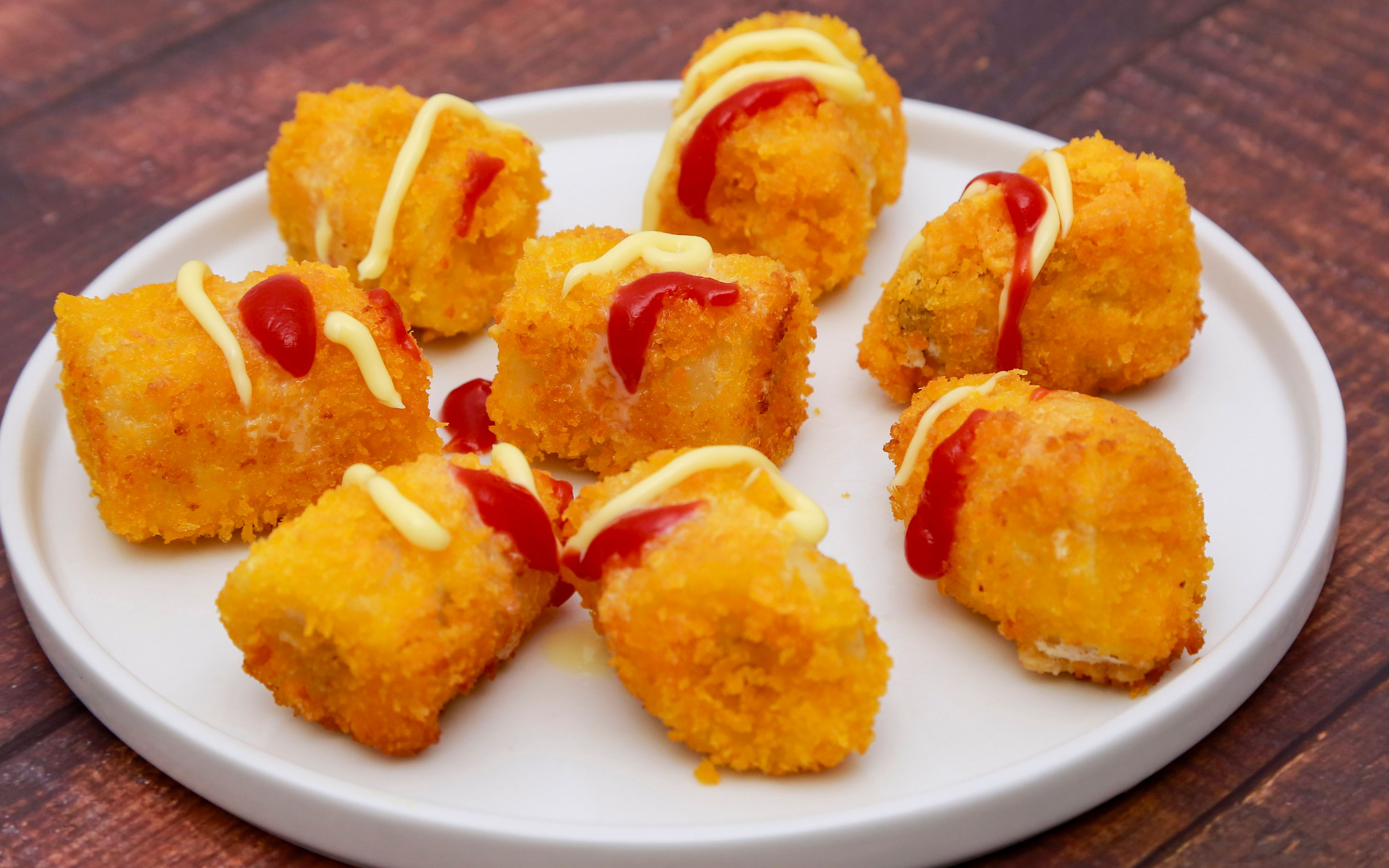 90后妹子自制下午茶脆皮炸香蕉,香甜酥脆,超级满足