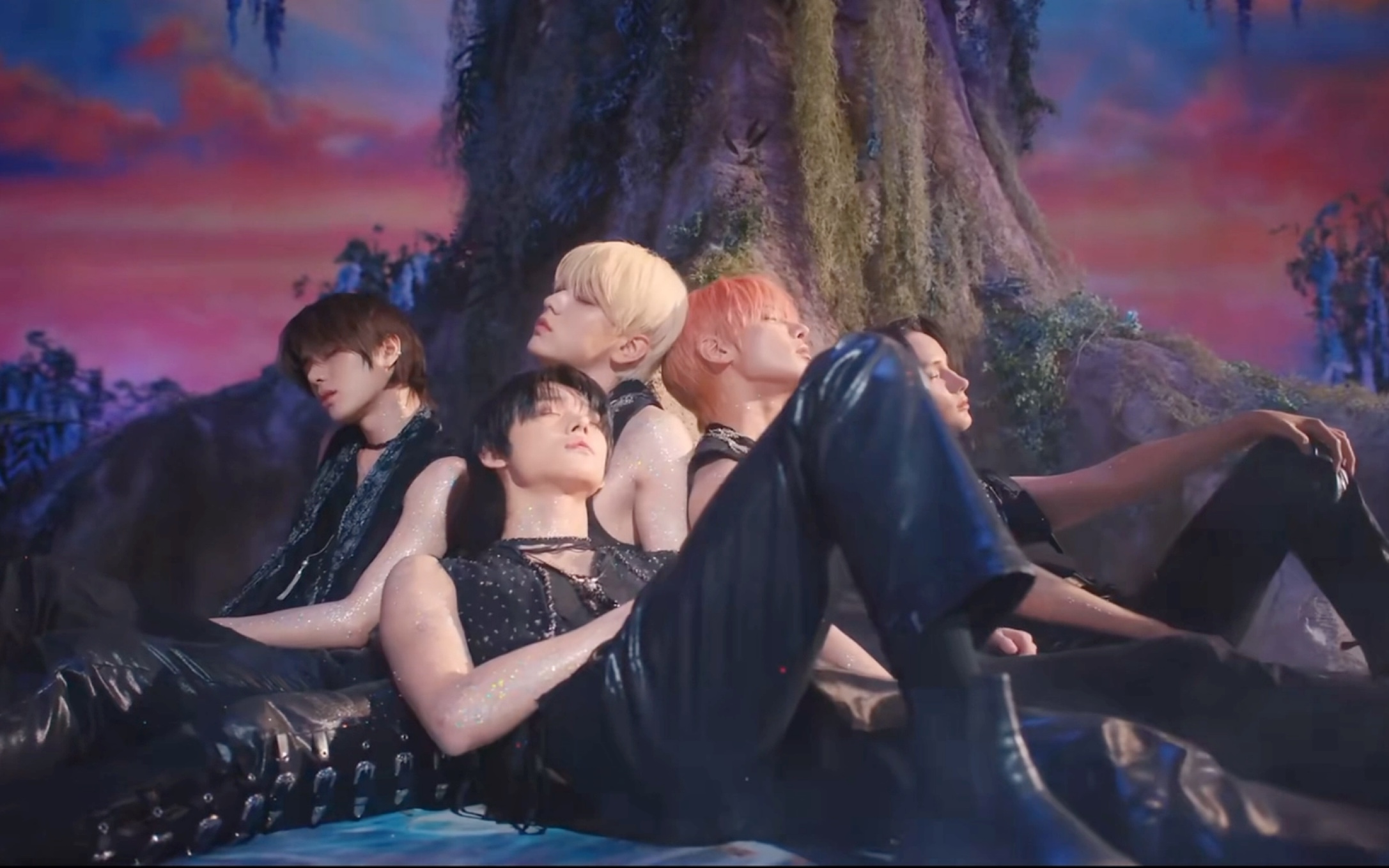 reaction】韩娱新人看mv|sugar rush ride, 认证是每一帧都可以做壁纸