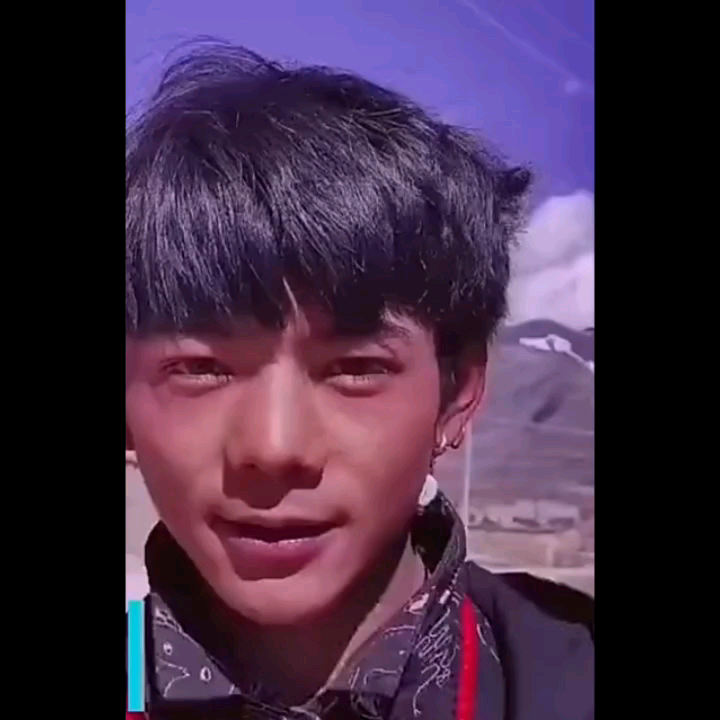 丁真同款耳环在家乡走红:六七成年轻人都会戴