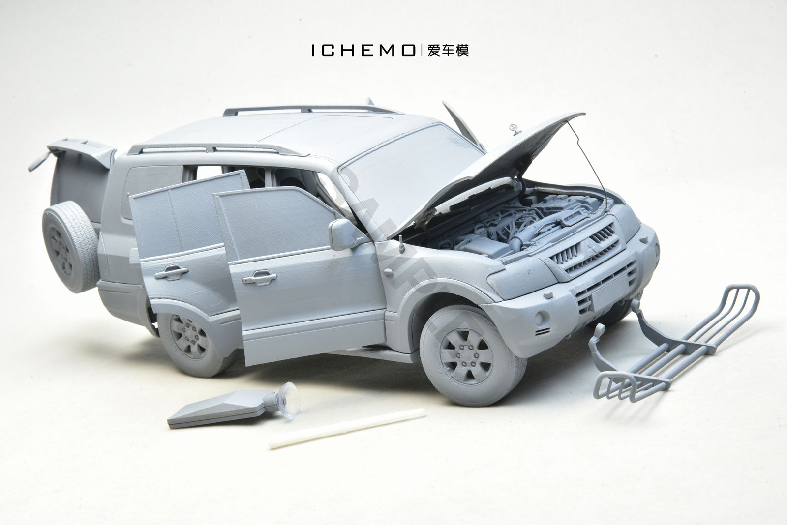 yc model 1:18 合金全开三菱帕杰罗 v73 灰模样品模型