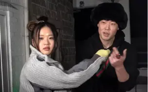 Download Video: 【中字】现实兄妹LilCherry&GOLDBUUDA的一天｜我是rapper LilCherry&GOLDBUUDA篇