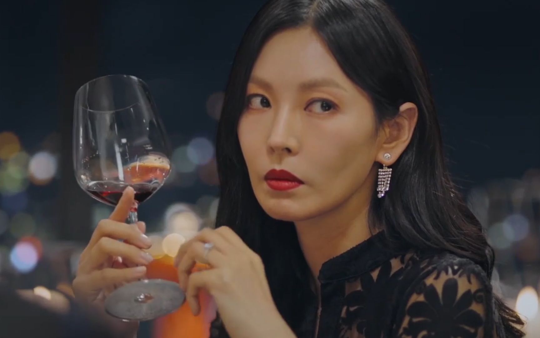 【顶楼/易燃易爆炸】婊气全开千瑞珍,顶楼最美恶之花