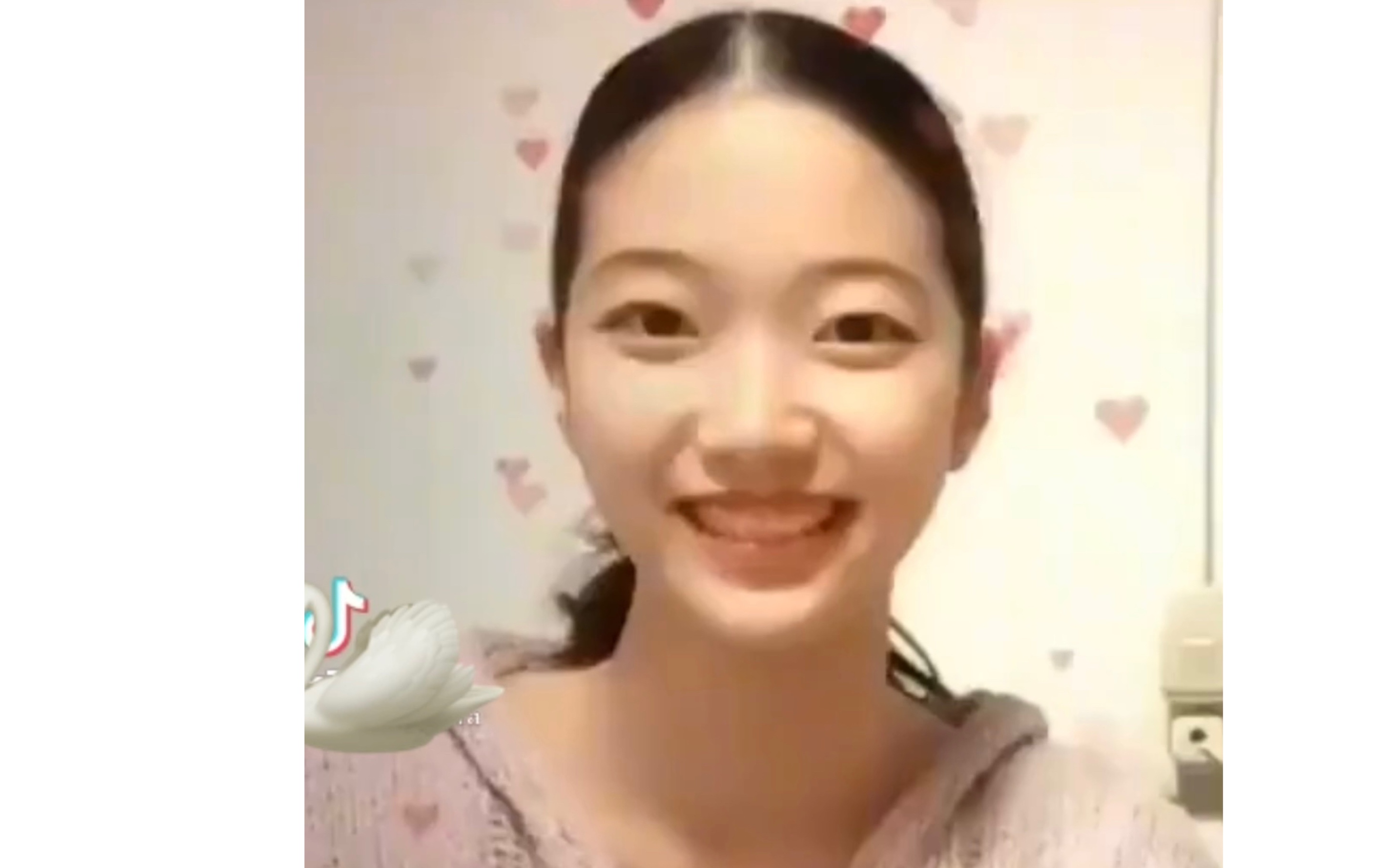 [图]中村一叶出道前拍的tiktok（炽里唯一e人的原因找到了