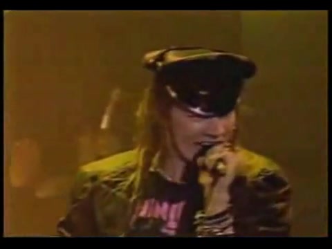 [图]Guns N' Roses-Nightrain MV