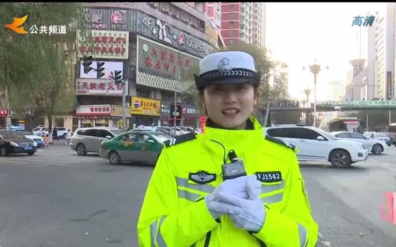 [图]《警花说交通》2020年11月27日：西固交警进校园宣安全；私拆座椅拉货不允许；脱审车被查处 按时审车很重要