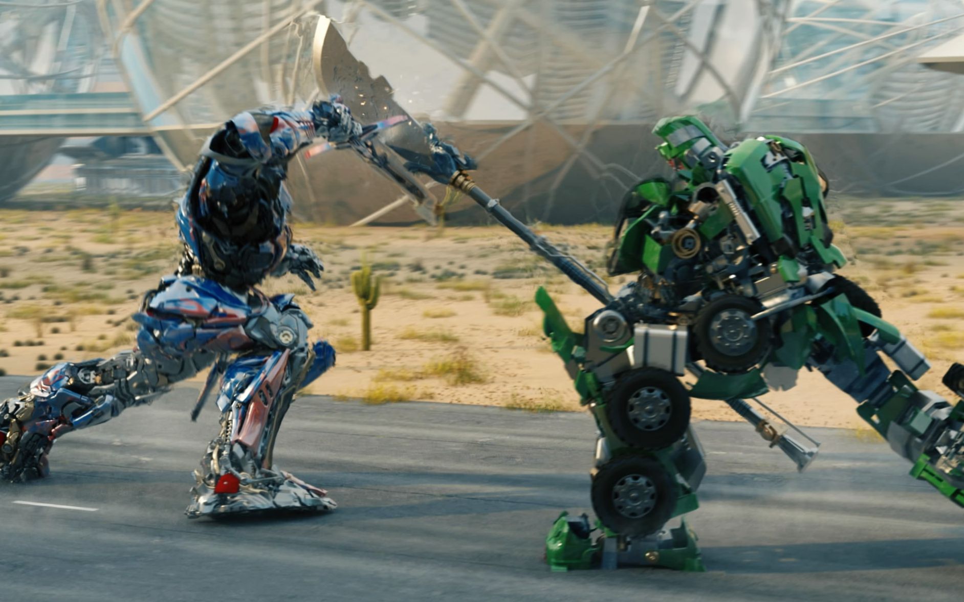 终极对决变形金刚关羽大战擎天柱火花四溅精彩绝伦