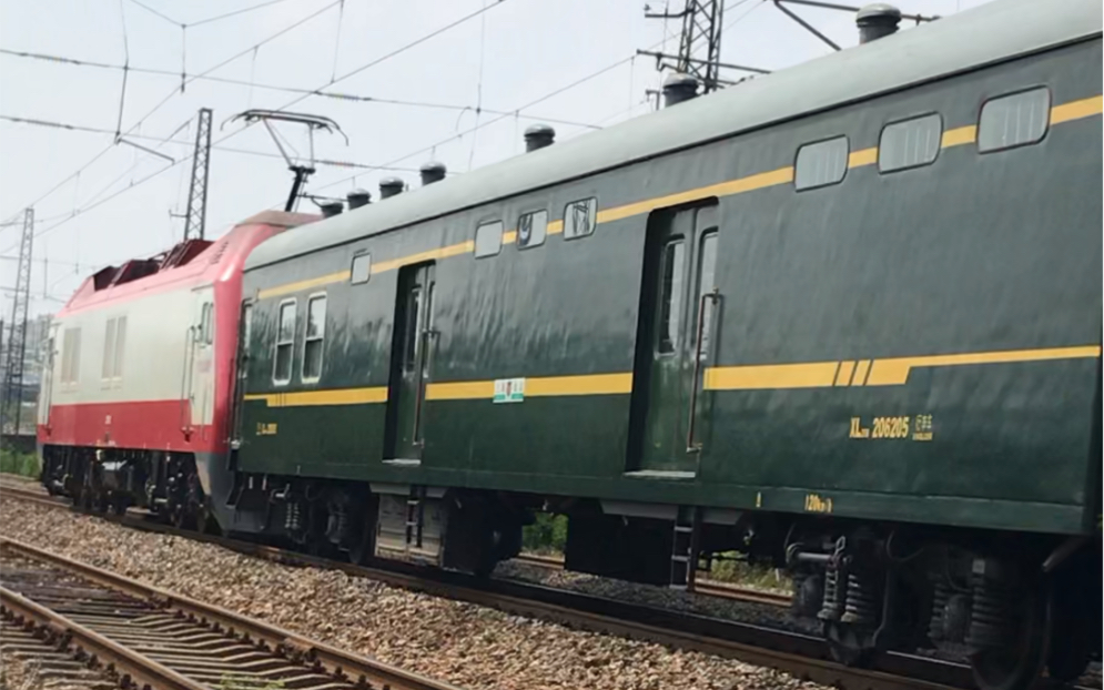 再现京沪当年的辉煌韶山和谐两连发xl25b重回京沪