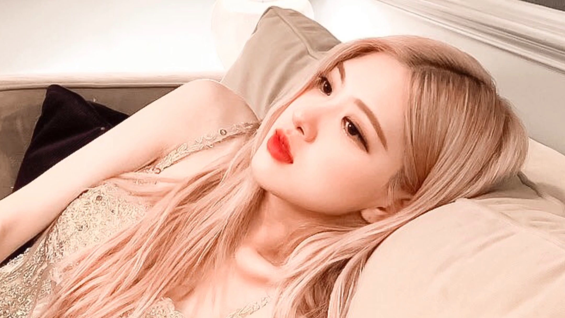 优越的罗婕女士