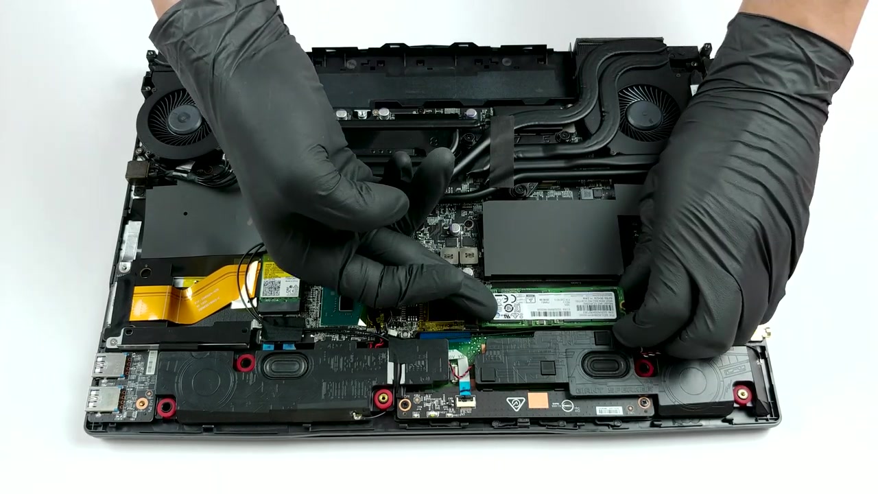 微星 msi gl65 9se 拆机视频 拆机教程 拆解清灰