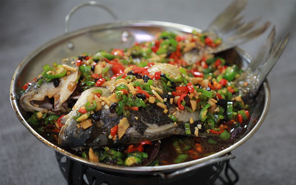免煎免炸的干锅鲫鱼你们不一定吃过