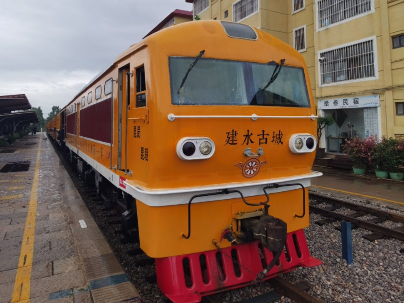 建水古城小火车