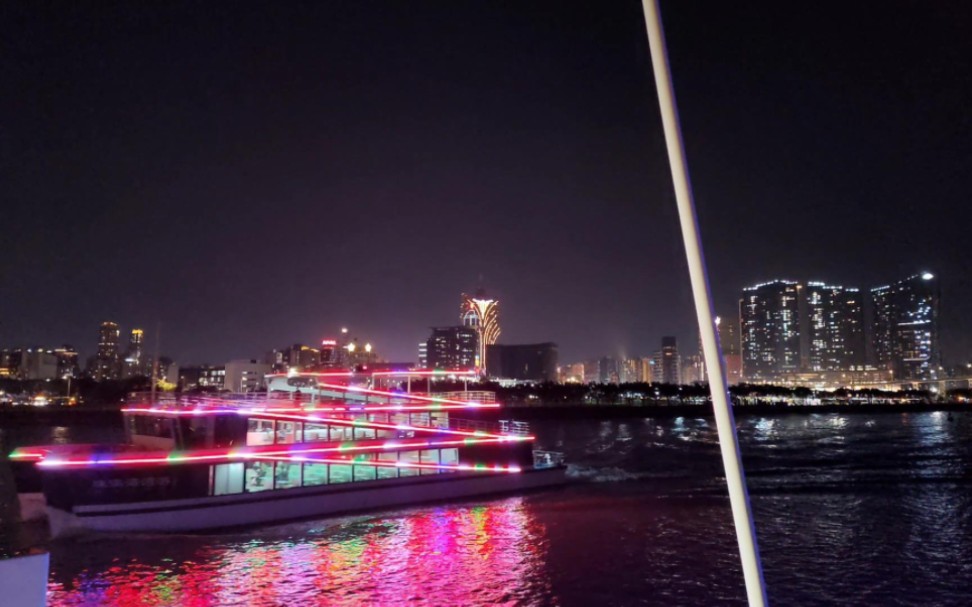 珠海之旅,夜游珠海澳门港珠澳大桥夜景,记录美好景色
