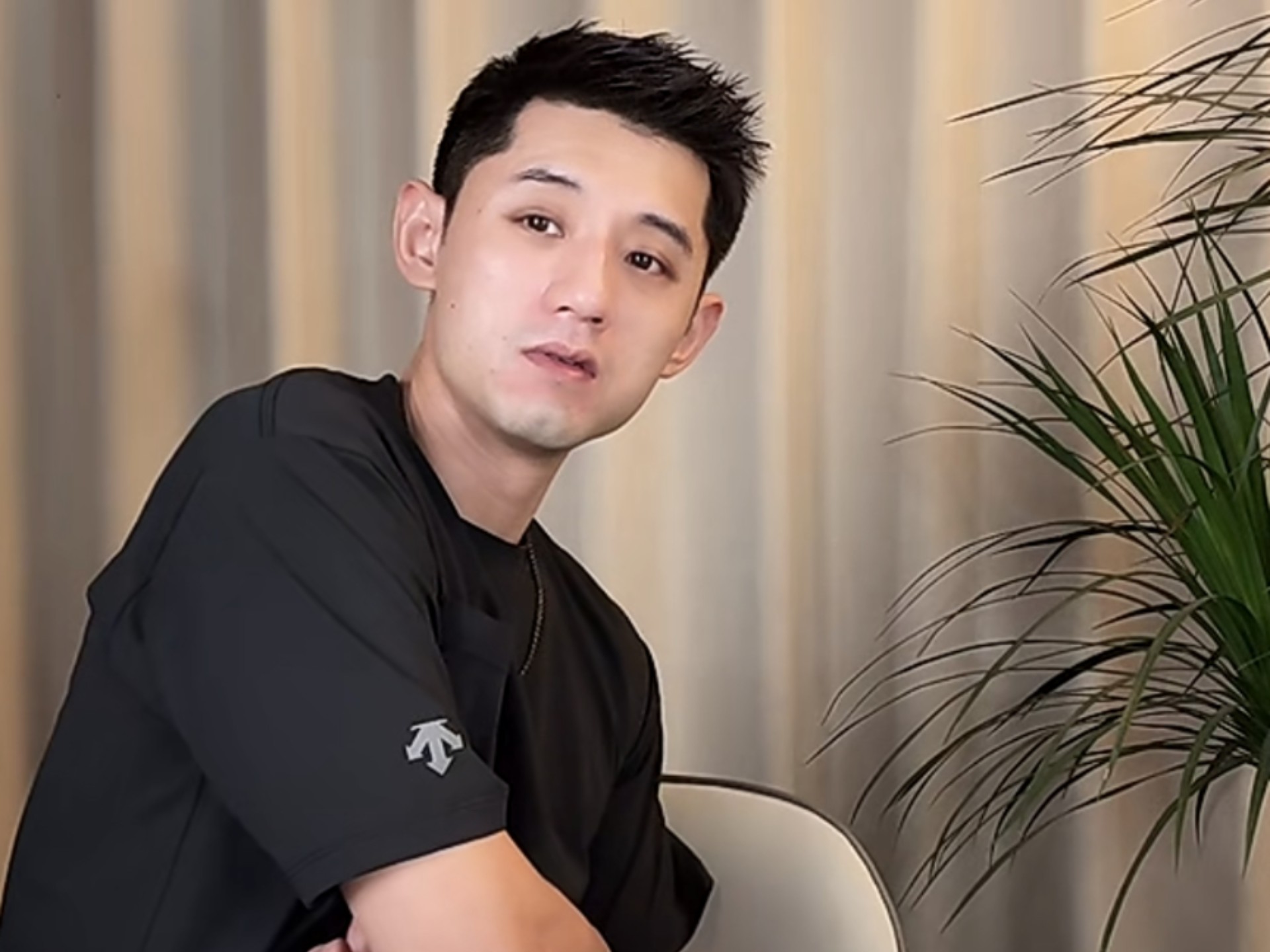 张继科20251005直播:"对,输了就没下一次,我们那时候哪那么多下一次下