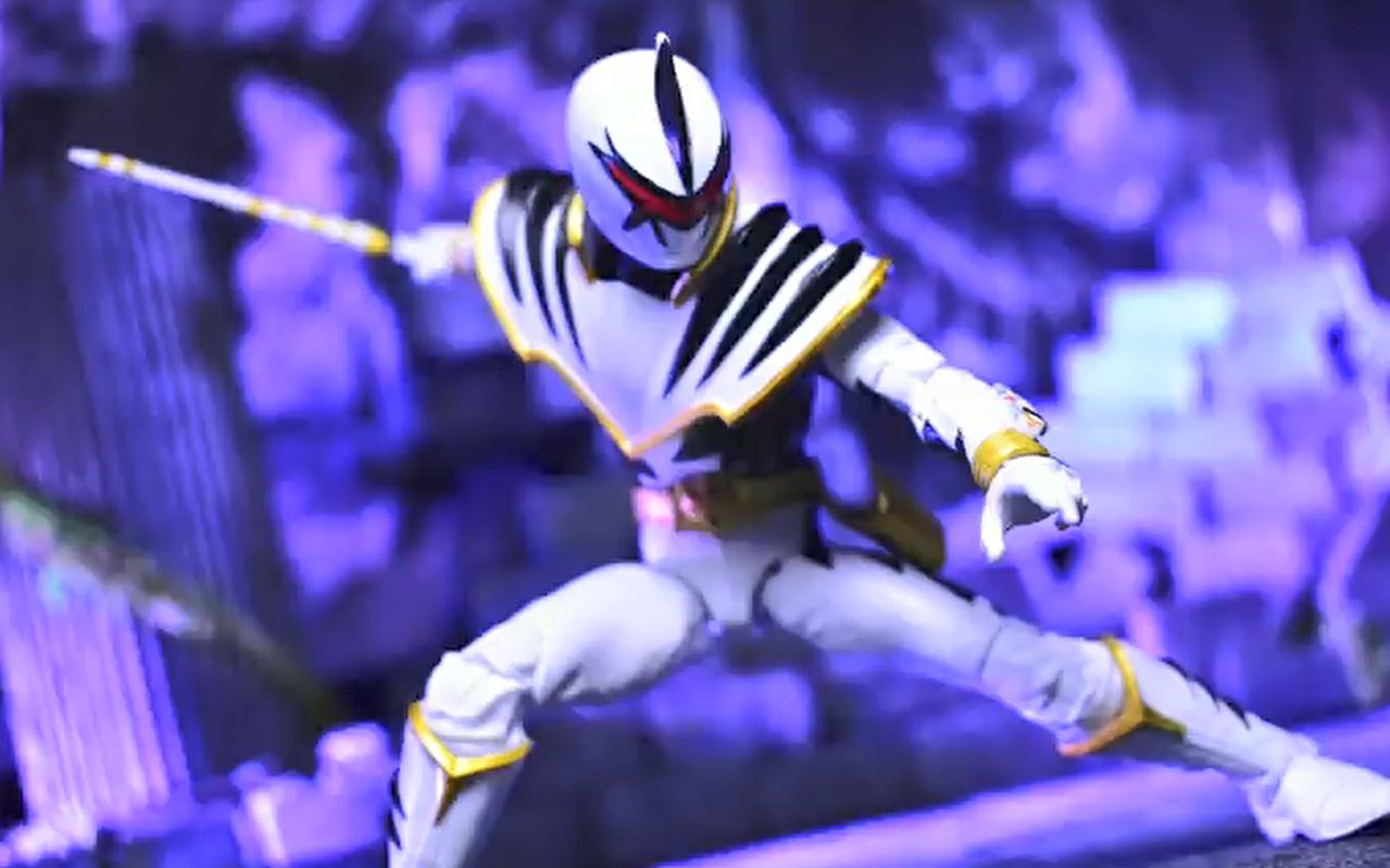 【搬运】孩之宝恐龙战队兽电战队 暴龙杀手dino charge white ranger