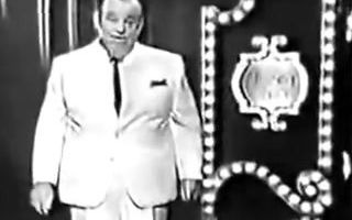 [图]Burl Ives - Blue Tail Fly (Jimmy Crack Corn) Live 1964